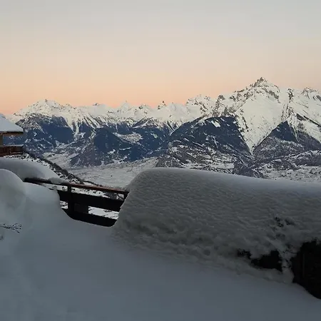 Bellevue 1 Et 2, Lift 150m