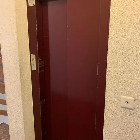 Bellevue 1 Et 2, Lift 150m *